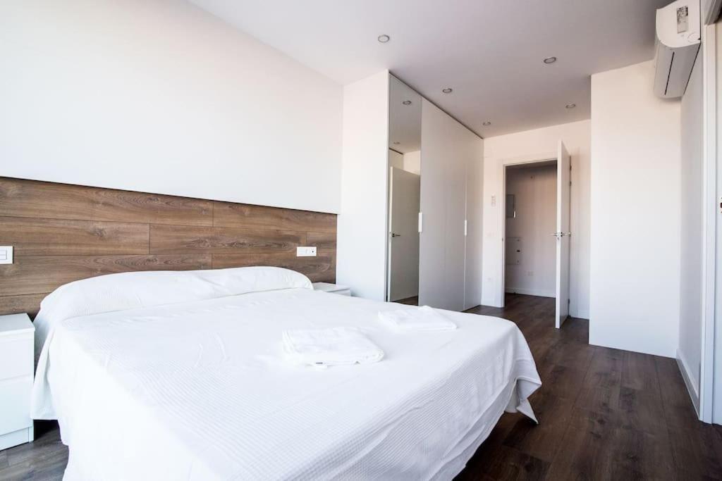 3-2 Apartamento De Diseno En El Centro De Reus Exterior foto