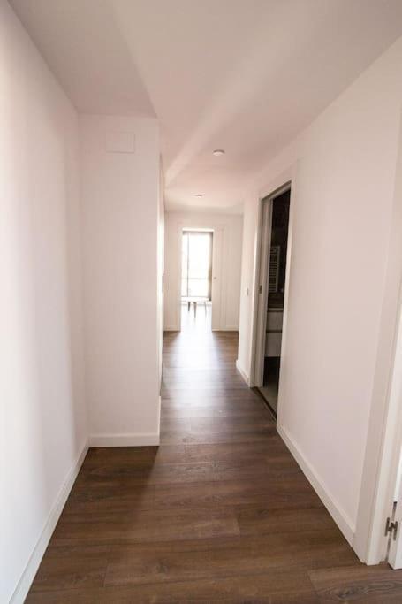 3-2 Apartamento De Diseno En El Centro De Reus Exterior foto